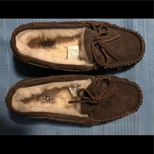 GUC Brown Ugg Dakota Moccasins